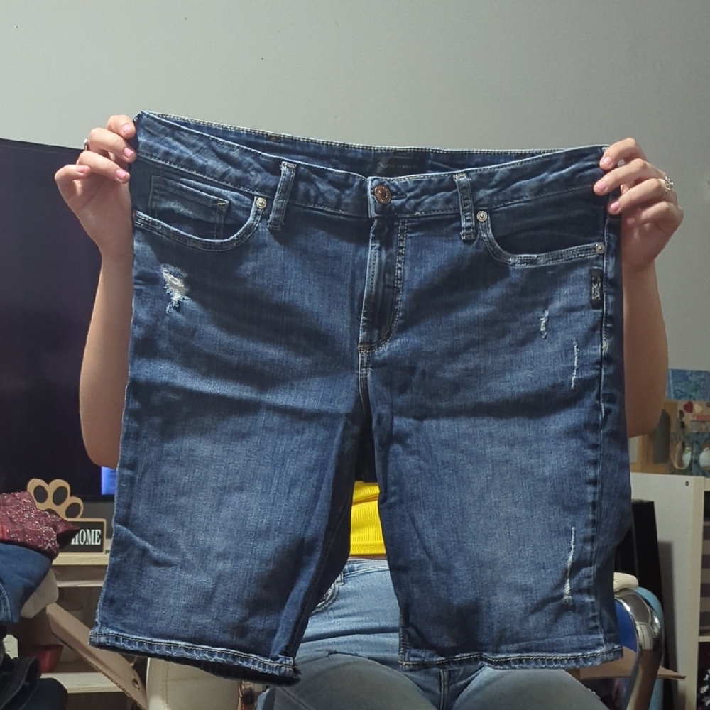 Silver Jeans Women's Blue Jean Shorts